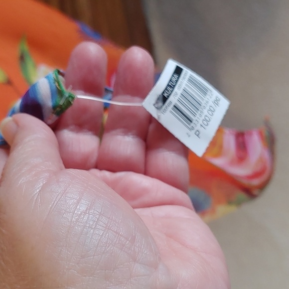 NWT Kultura Vibrant Orange Floral Peacock Scarf - Picture 3 of 8